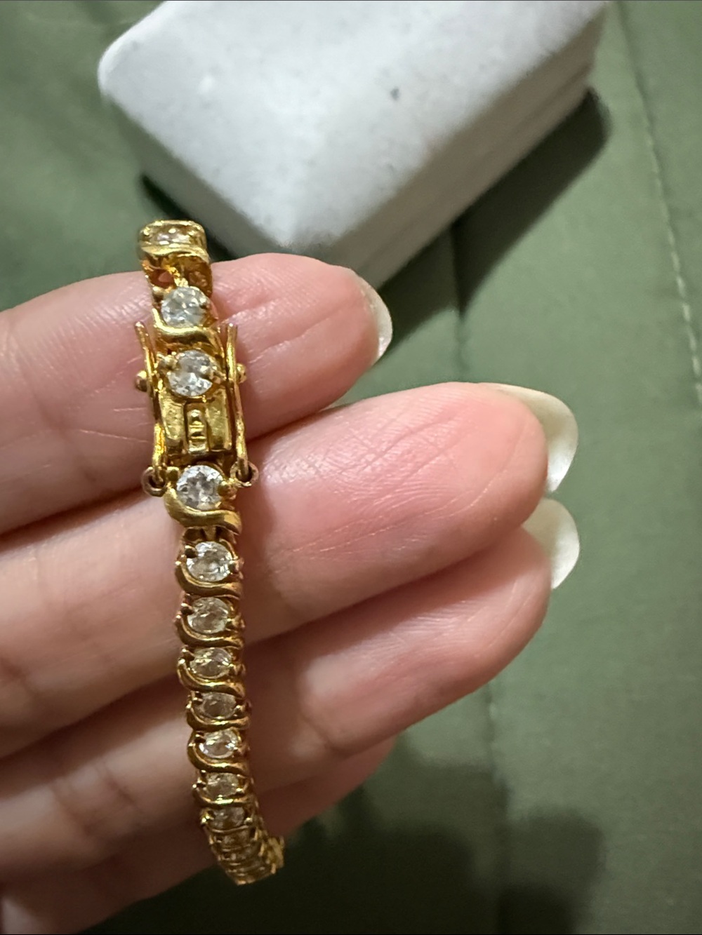 Vintage Gold Bracelet with Clear Stones - Picture 3 of 5